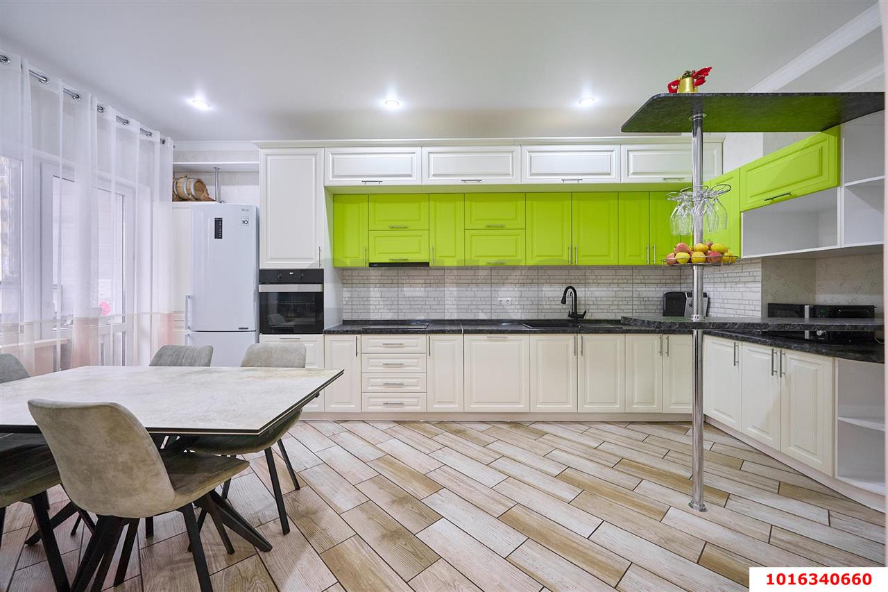 Фото №7: 3-комнатная квартира 94 м² - Краснодар, Центральный внутригородской округ, Дубинка, жилой комплекс Радонеж, мкр. Черёмушки, ул. Вишняковой, 1/23к1