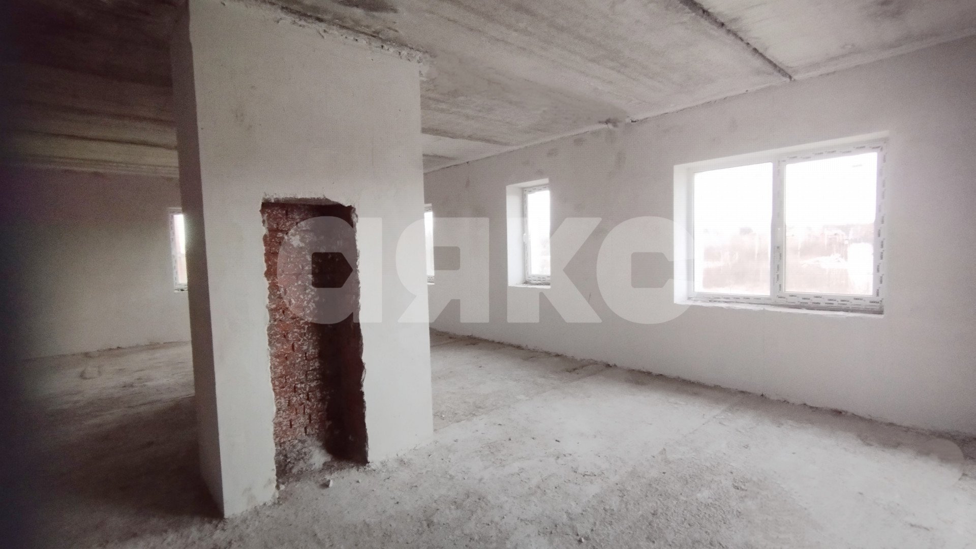 Фото №4: Дом 286 м² + 8 сот. - Саратовская, мкр. 4-й, ул. Шоссейная, 179