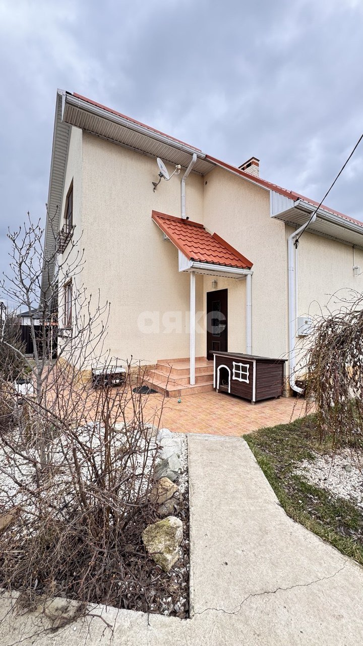 Фото №5: Дом 116 м² + 5.72 сот. - Кореновск, мкр. 1-й квартал, ул. Приозёрная, 2