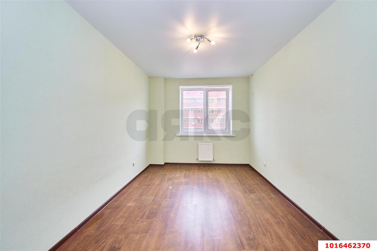Фото №10: 3-комнатная квартира <span class="whitespace-nowrap">75 м²</span>, <span class="whitespace-nowrap">15/17 эт.</span> - Краснодар, Прикубанский внутригородской округ, Музыкальный, ЖК Времена Года, мкр. имени Петра Метальникова, ул. Петра Метальникова, 5к1
