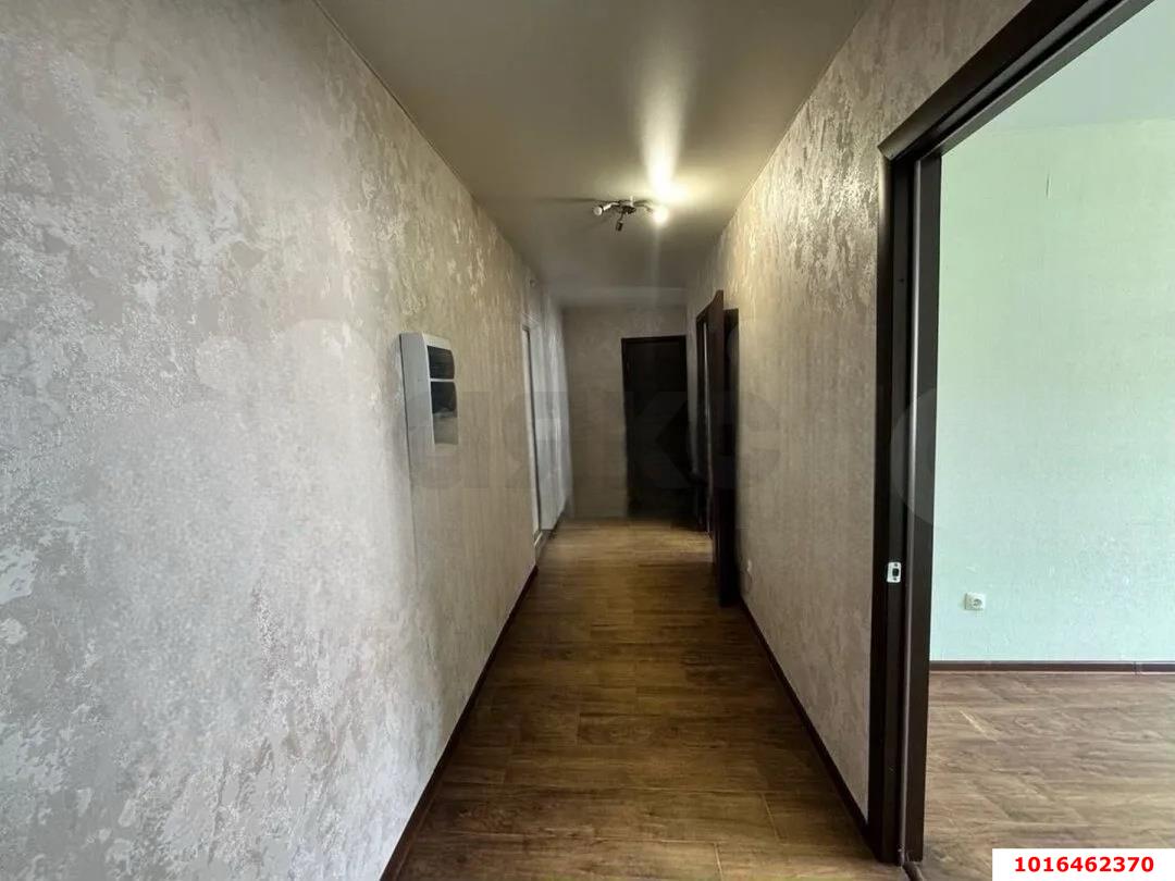 Фото №12: 3-комнатная квартира 76 м² - Краснодар, Музыкальный, ЖК Времена Года, имени Петра Метальникова, Завод Радиоизмерительных Приборов, Прикубанский внутригородской округ, мкр. жилой комплекс Времена года, ул. Петра Метальникова, 5к1