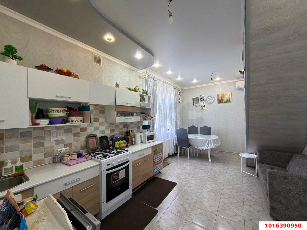 Фото №1: Дом 110 м² + 3 сот. - КСК-2, мкр. Прикубанский внутригородской округ, ул. Зелёная, 30