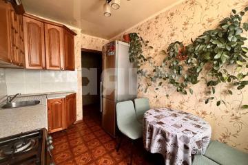 Фото №2: 3-комнатная квартира 65 м² - Нижнекамск, мкр. 27-й, пр-кт Мира, 46