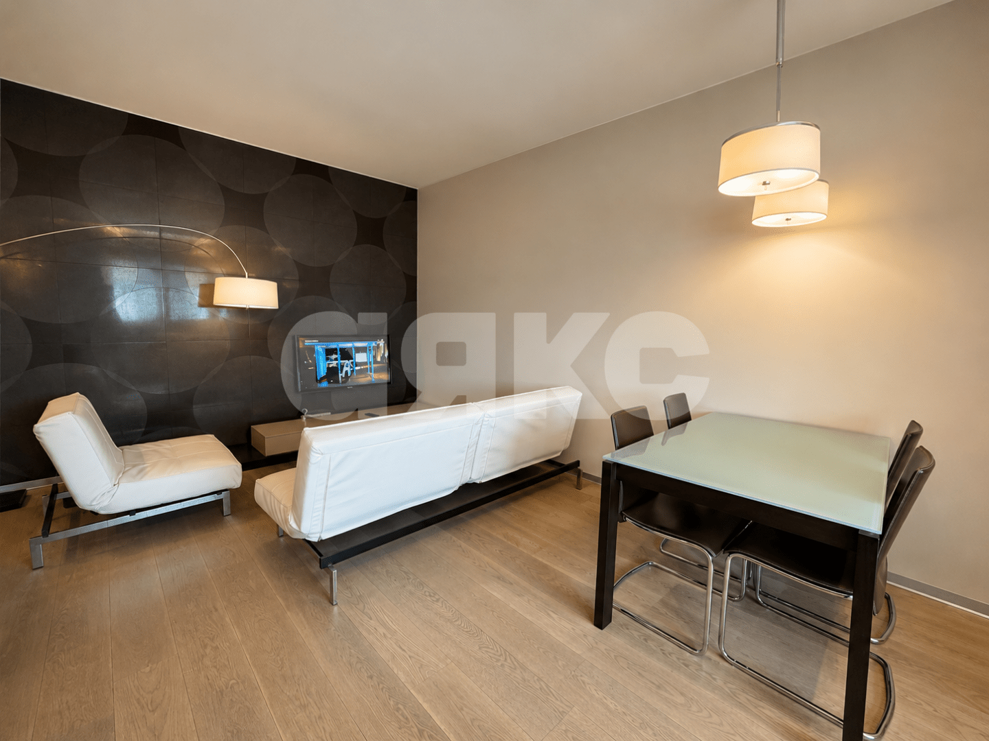 Фото №2: 1-комнатная квартира <span class="whitespace-nowrap">54 м²</span>, <span class="whitespace-nowrap">13/23 эт.</span> - Москва, пр-кт Мичуринский, 34