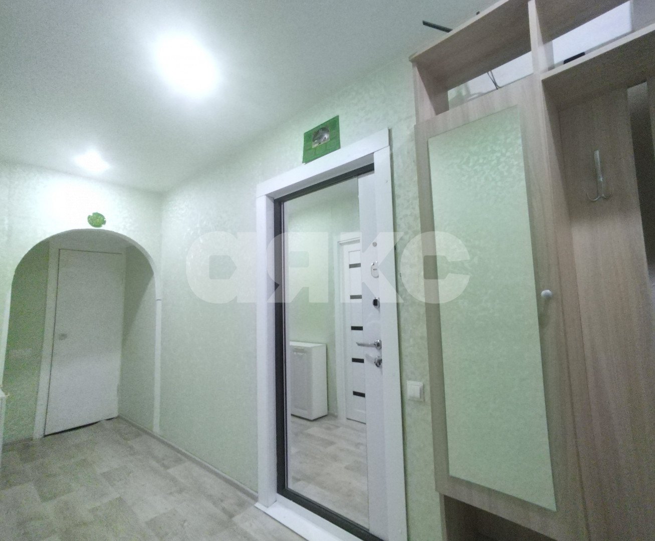 Фото №8: 2-комнатная квартира <span class="whitespace-nowrap">50 м²</span>, <span class="whitespace-nowrap">4/9 эт.</span> - Волгоград, Тракторозаводский, Спартановка, мкр. 413-й, ул. набережная Волжской Флотилии, 11