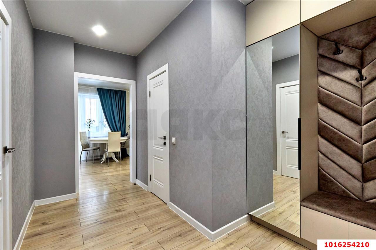 Фото №11: 2-комнатная квартира 66 м² - Краснодар, ЖК Красная Площадь, жилой комплекс Нeo-квартал Красная Площадь, мкр. Прикубанский внутригородской округ, ул. Конгрессная, 25