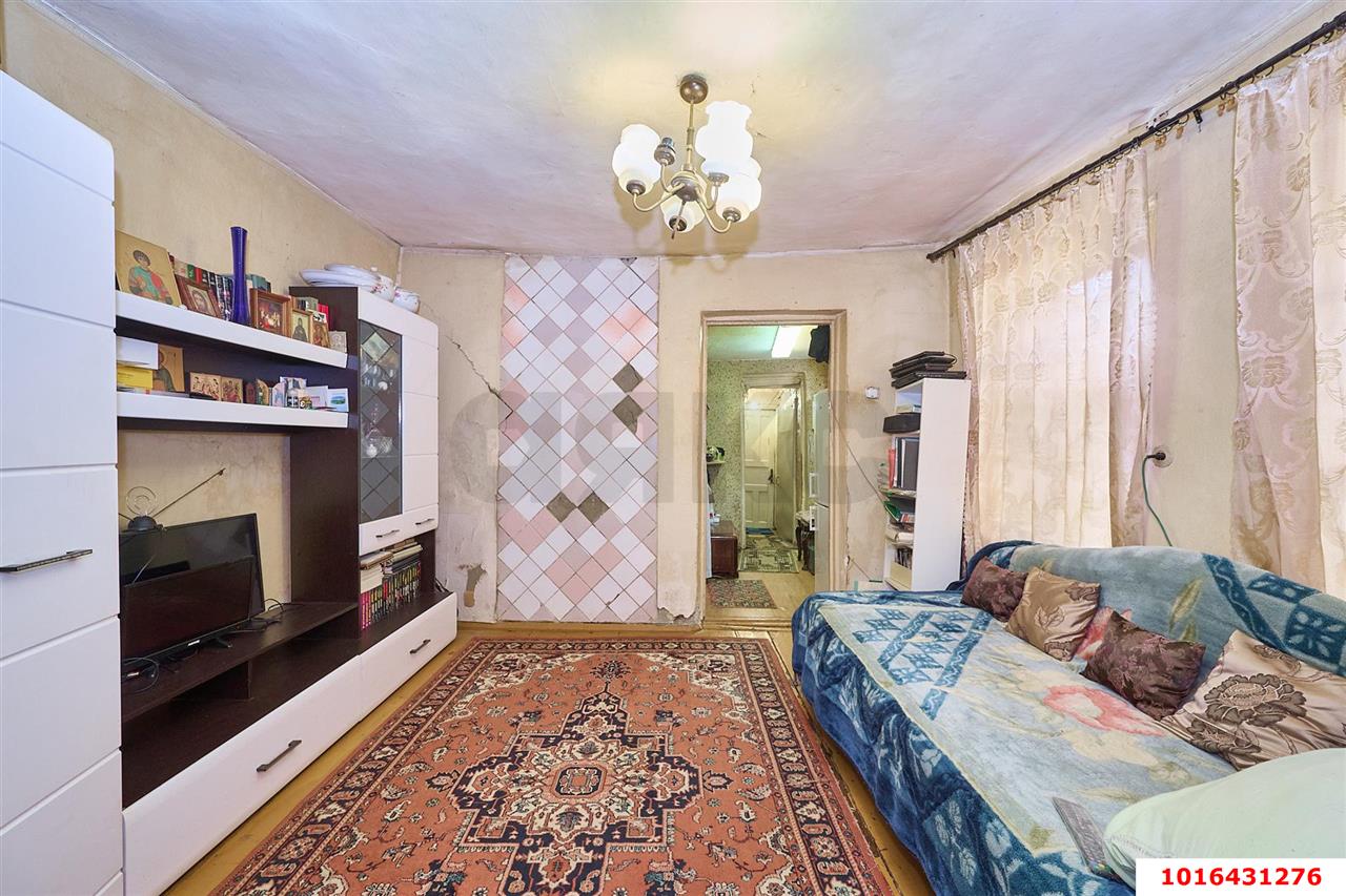 Фото №1: 3-комнатная квартира 63 м² - Краснодар, Центральный внутригородской округ, мкр. Центральный, ул. Чапаева