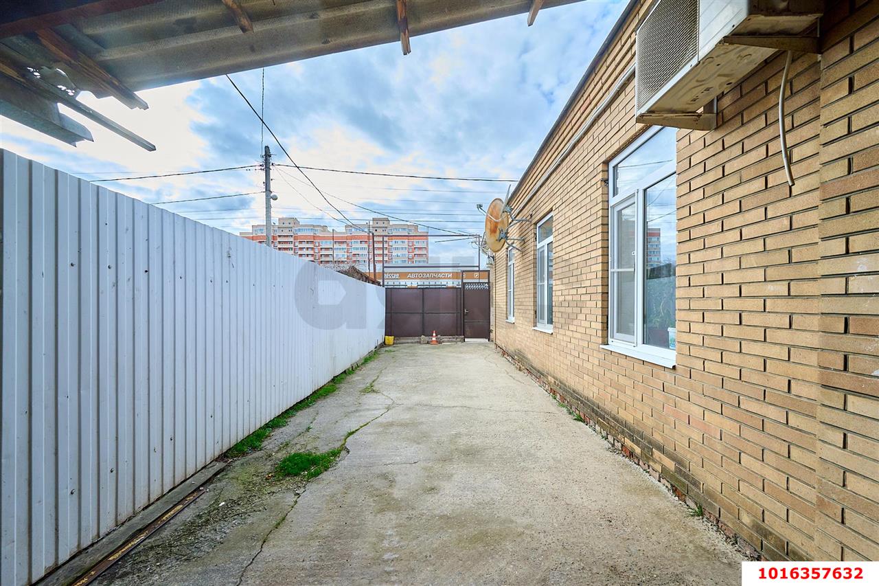 Фото №11: Дом 134 м² + 7.86 сот. - Краснодар, Прикубанский внутригородской округ, Завод Радиоизмерительных Приборов, п. Калинино, ул. Российская, 668