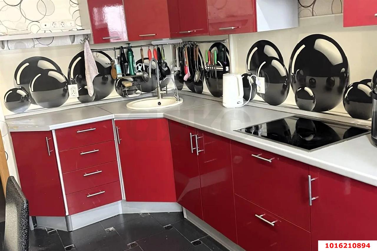 Фото №1: 2-комнатная квартира 54 м² - Российский, Прикубанский внутригородской округ, мкр. ЖК Берёзки, ул. Ратной Славы, 24