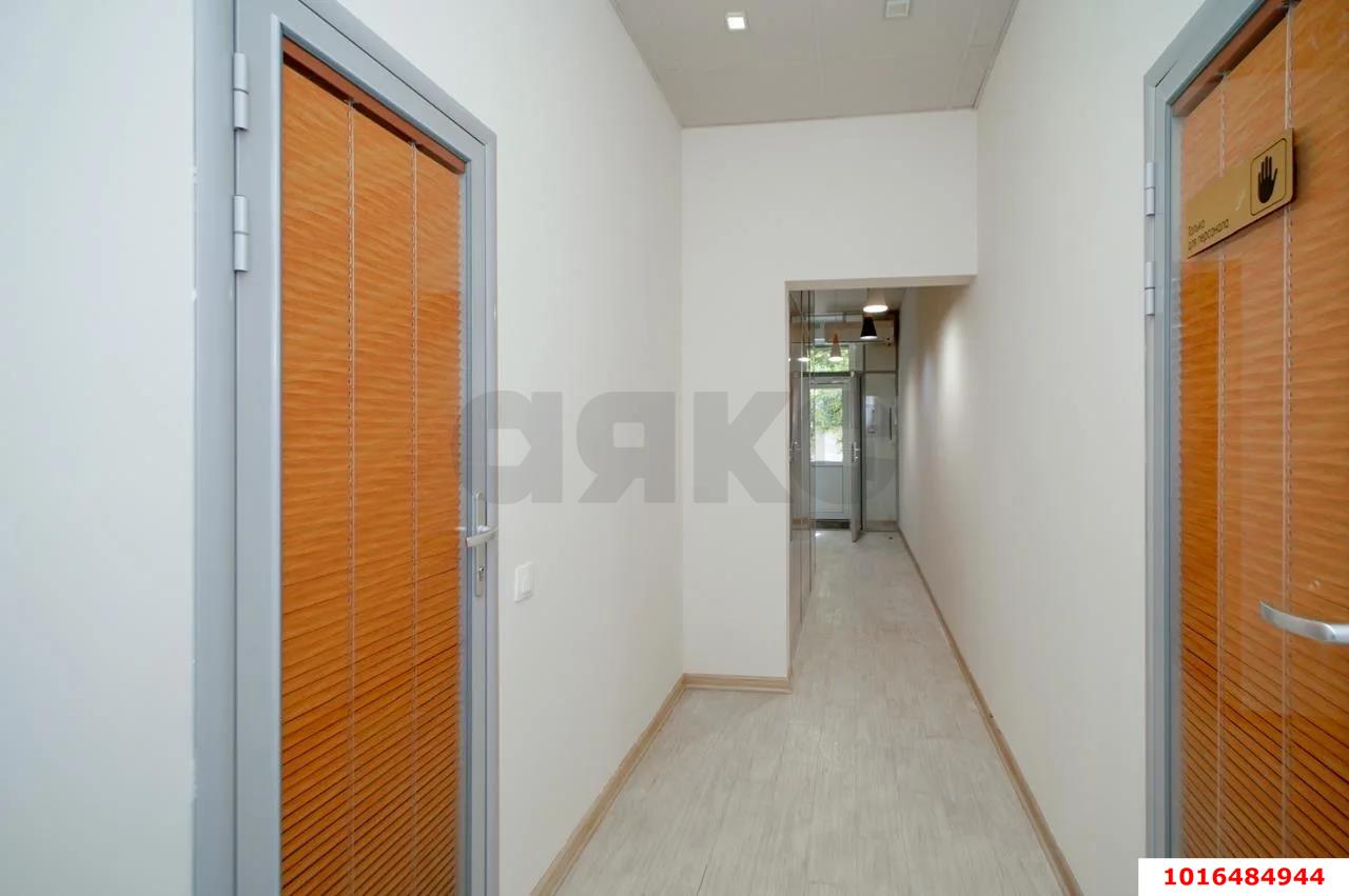 Фото №10: Коммерция 47 м² - Краснодар, жилой комплекс Симфония, Прикубанский внутригородской округ, мкр. 40 лет Победы, ул. Российская, 72/6