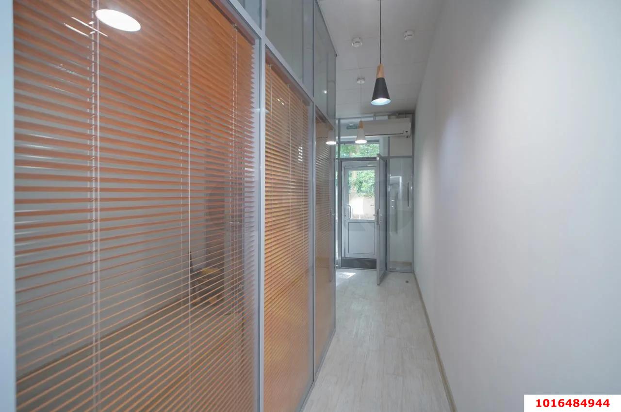 Фото №12: Коммерция 47 м² - Краснодар, жилой комплекс Симфония, Прикубанский внутригородской округ, мкр. 40 лет Победы, ул. Российская, 72/6