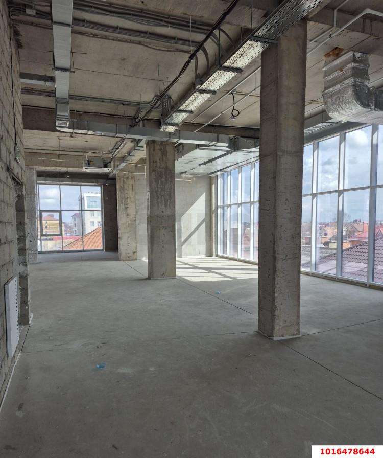 Фото №7: Коммерция 2901 м² - Краснодар, Карасунский внутригородской округ, ж/м Пашковский, ул. Фадеева, 194