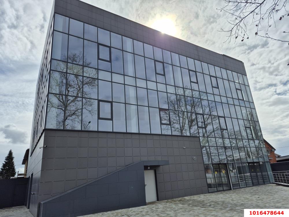 Фото №1: Коммерция 2901 м² - Краснодар, Карасунский внутригородской округ, ж/м Пашковский, ул. Фадеева, 194