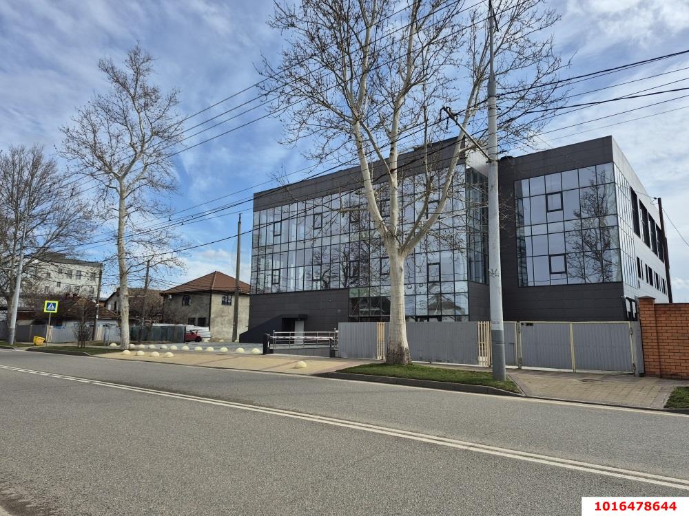 Фото №2: Коммерция 2901 м² - Краснодар, Карасунский внутригородской округ, ж/м Пашковский, ул. Фадеева, 194