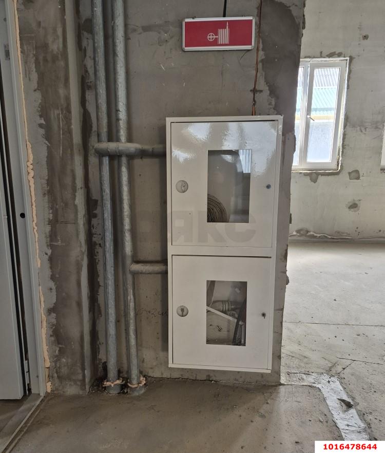 Фото №10: Коммерция 2901 м² - Краснодар, Карасунский внутригородской округ, ж/м Пашковский, ул. Фадеева, 194