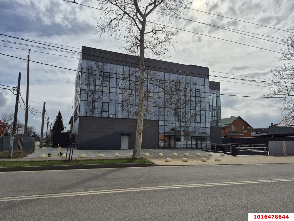 Фото №3: Коммерция 2901 м² - Краснодар, Карасунский внутригородской округ, ж/м Пашковский, ул. Фадеева, 194