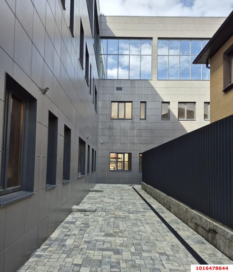 Фото №13: Коммерция 2901 м² - Краснодар, Карасунский внутригородской округ, ж/м Пашковский, ул. Фадеева, 194