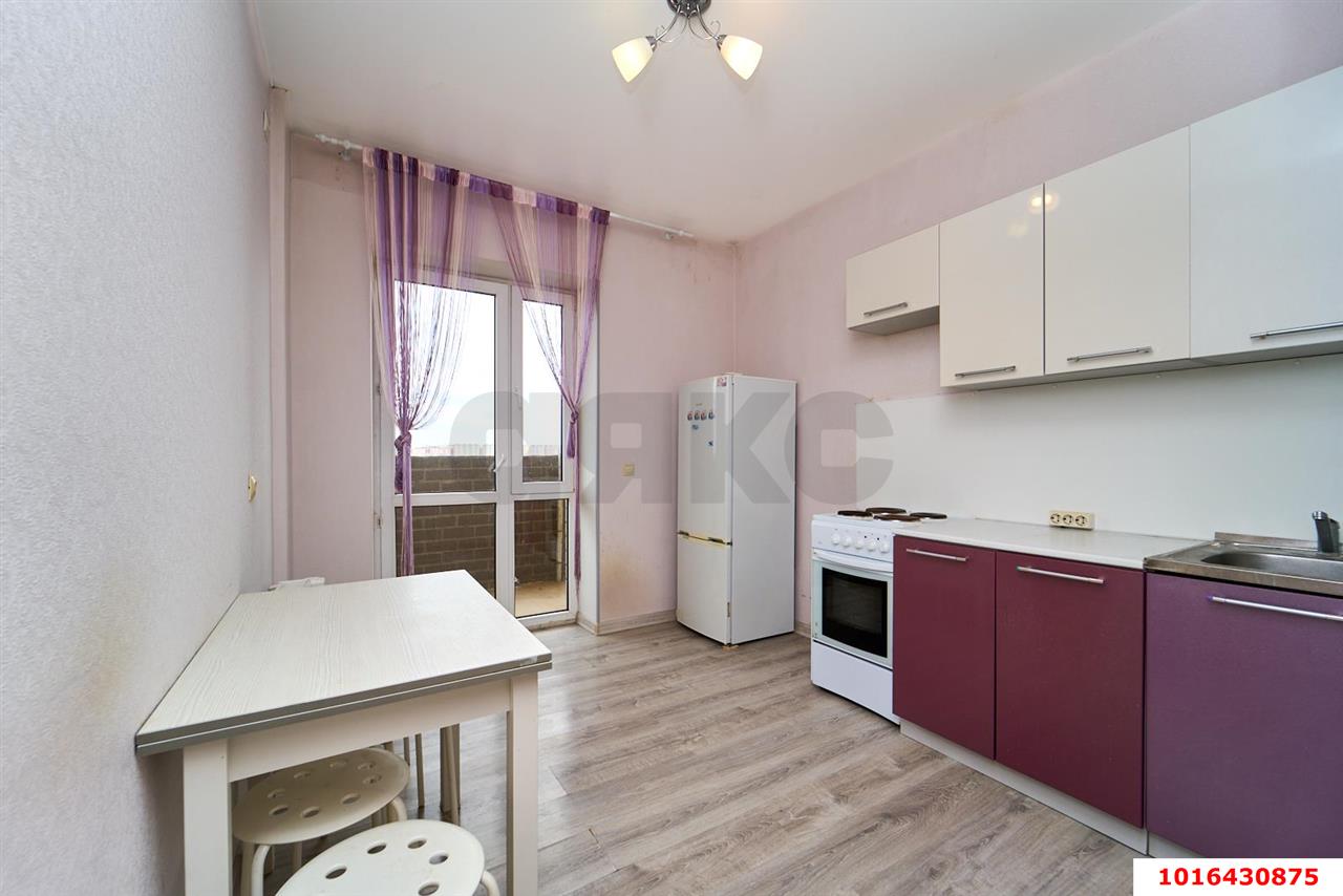 Фото №4: 1-комнатная квартира 33 м² - Краснодар, ЖК Притяжение, Прикубанский внутригородской округ, Завод Радиоизмерительных Приборов, Музыкальный, мкр. жилой комплекс Притяжение, ул. Московская, 118к1