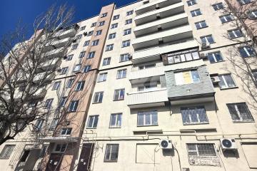 Фото №1: 3-комнатная квартира 57 м² - Мариуполь, р. Жовтневый, пр-кт Ленина, 100