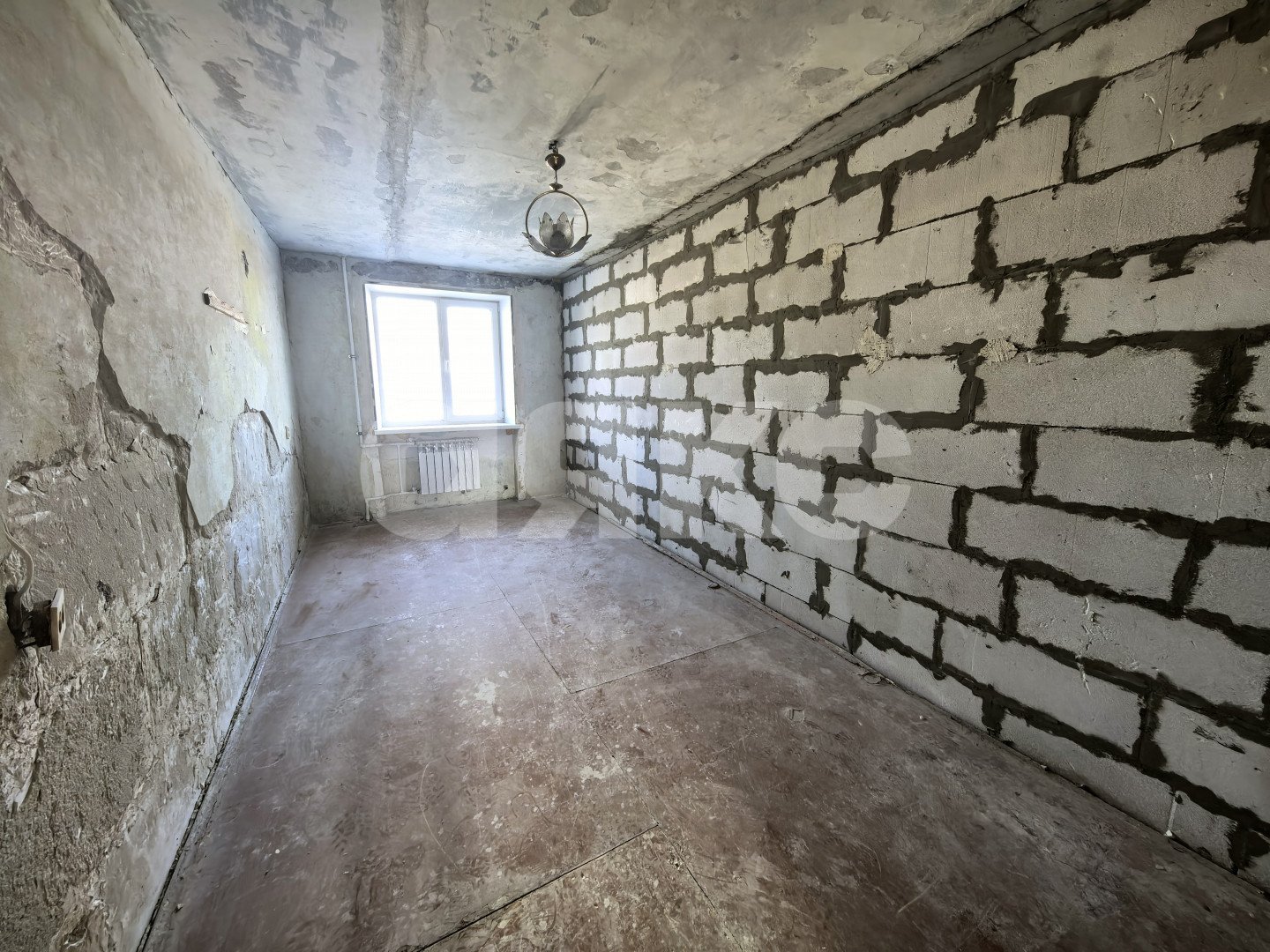 Фото №4: 3-комнатная квартира 57 м² - Мариуполь, р. Жовтневый, пр-кт Ленина, 100