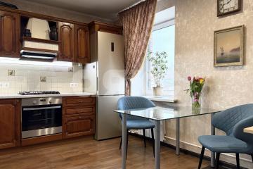 Фото №1: 2-комнатная квартира 58 м² - Раменское, п. Красный Октябрь, ул. Десантная, 14