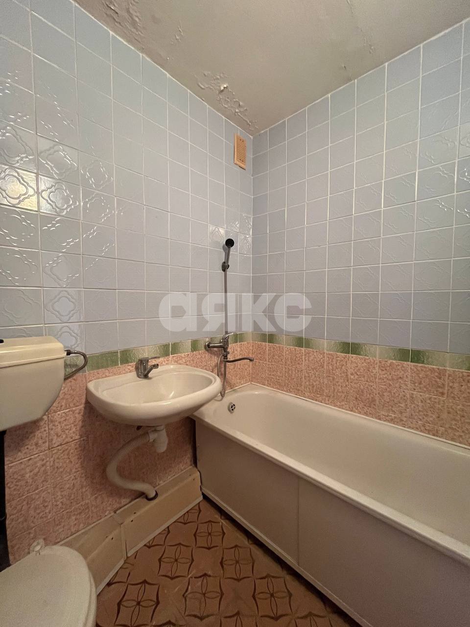 Фото №19: 4-комнатная квартира 80 м² - Мариуполь, Жовтневый, Западный, мкр. 23-й, ул. 9-й Авиадивизии, 32