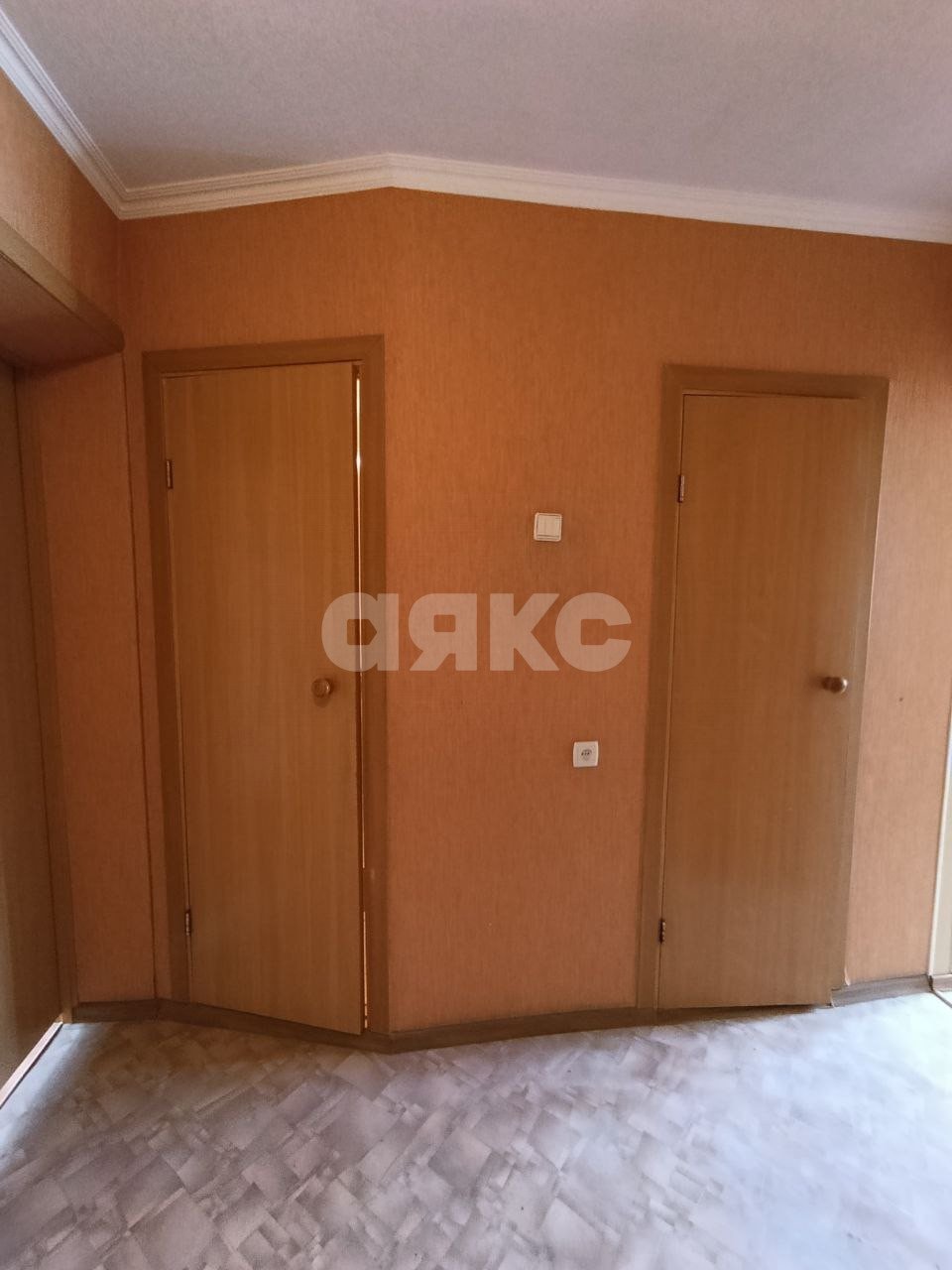 Фото №14: 4-комнатная квартира 80 м² - Мариуполь, Жовтневый, Западный, мкр. 23-й, ул. 9-й Авиадивизии, 32