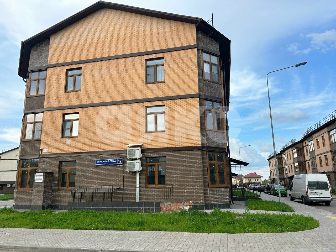 Фото №1: 3-комнатная квартира <span class="whitespace-nowrap">64 м²</span>, <span class="whitespace-nowrap">2/3 эт.</span> - Раменское, мкр. жилой комплекс Берёзовая Роща, ул. Берёзовая Роща, 12