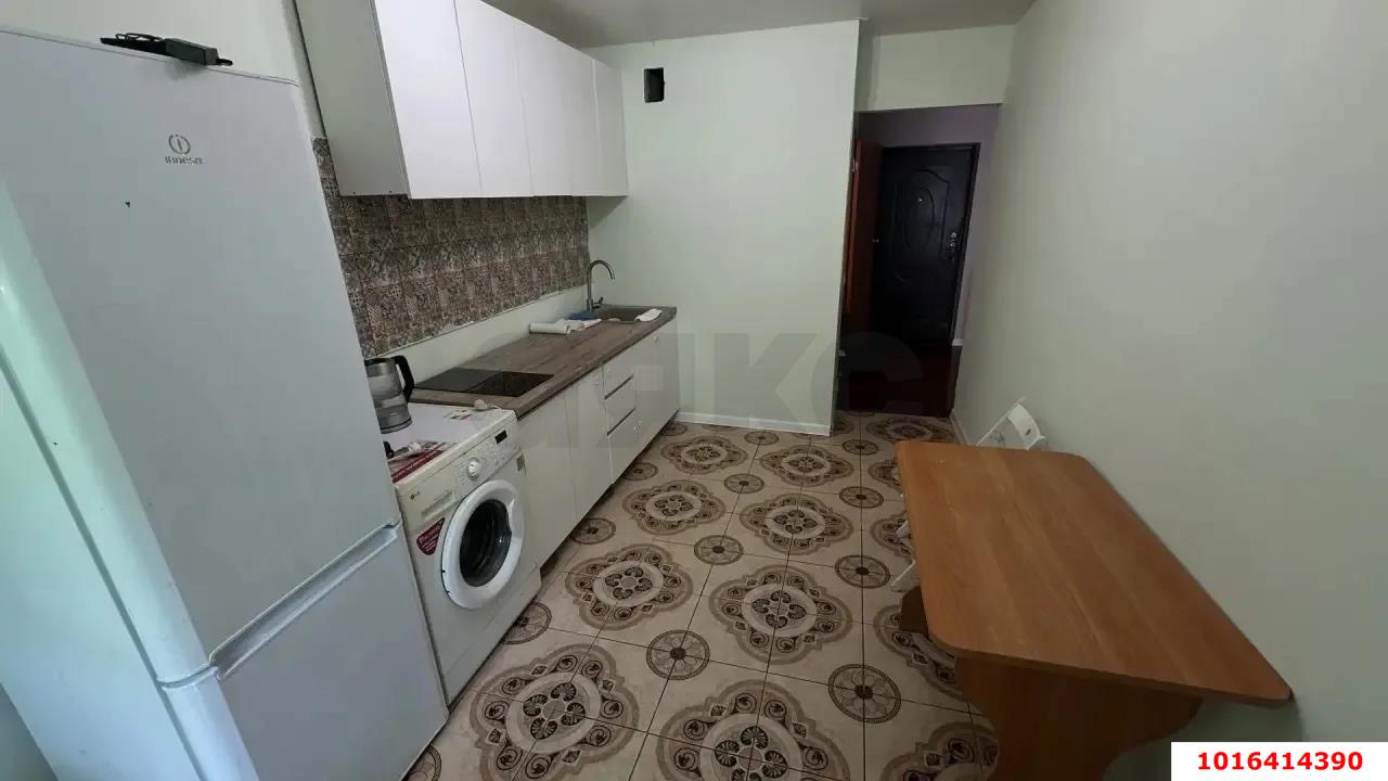 Фото №2: 1-комнатная квартира <span class="whitespace-nowrap">39 м²</span>, <span class="whitespace-nowrap">2/5 эт.</span> - Краснодар, Карасунский внутригородской округ, ЖК Марсель, ж/р Новознаменский, ул. Войсковая, 20к2
