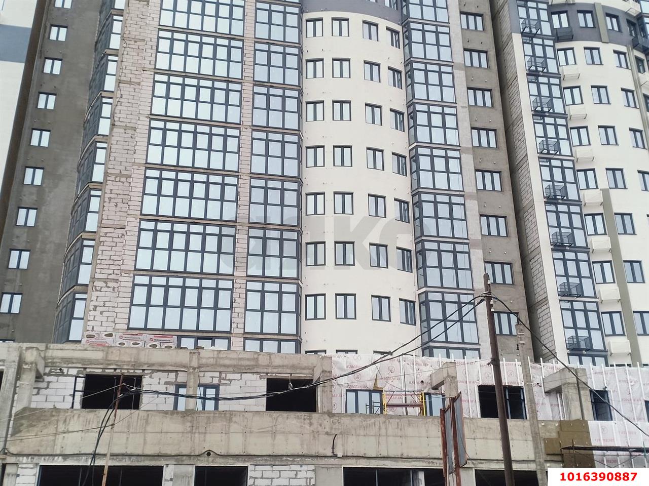 Фото №12: Коммерция 83 м² - Краснодар, Хлопчато-бумажный Комбинат, жилой комплекс Режиссёр, мкр. Карасунский внутригородской округ, ул. Уральская, 100/6