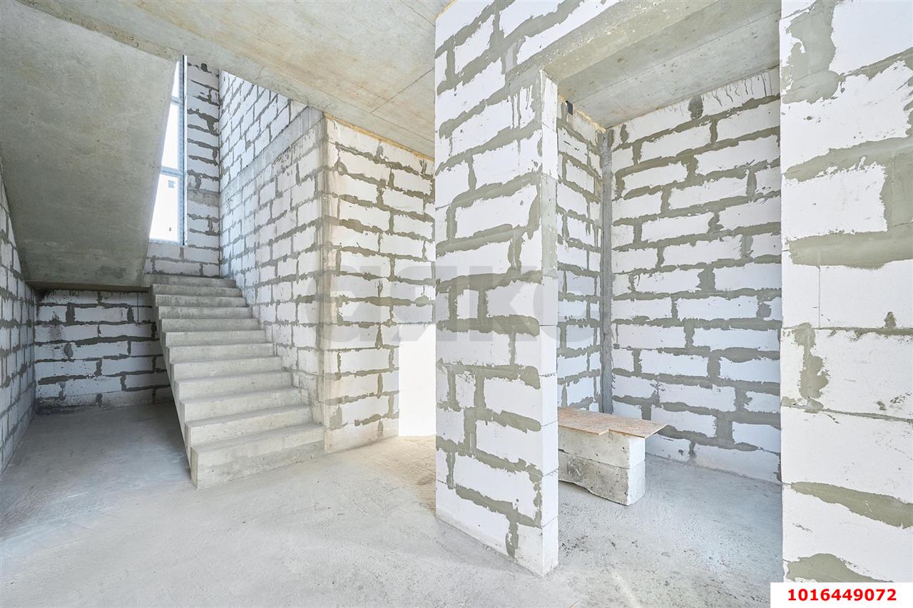 Фото №8: Дом 200 м² + 4 сот. - Краснодар, Прикубанский внутригородской округ, мкр. 9-й километр, ул. Ярославская