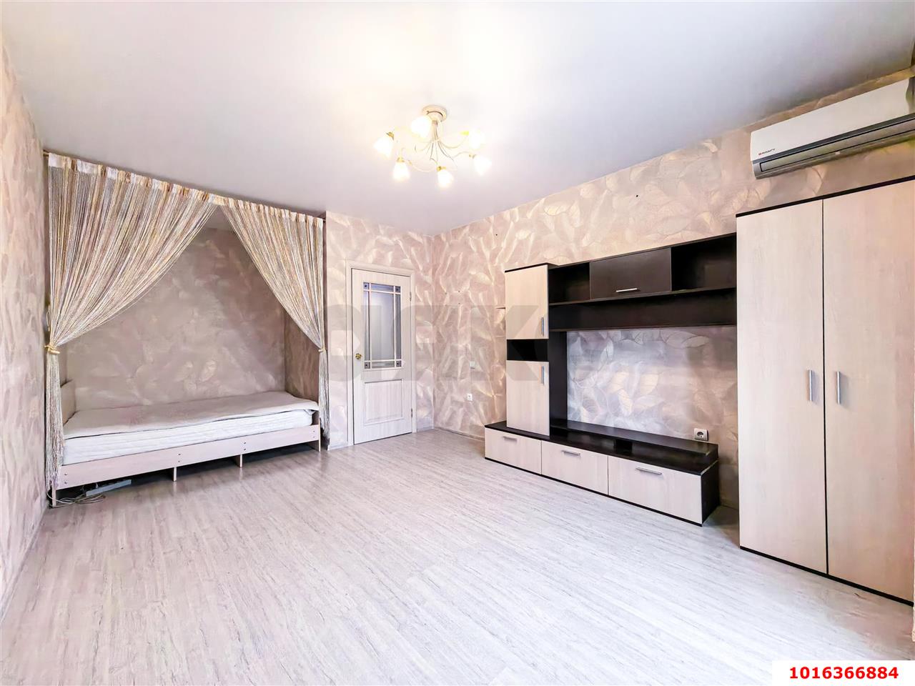 Фото №1: 1-комнатная квартира 46 м² - Краснодар, Карасунский внутригородской округ, мкр. жилой комплекс Восток, ул. Лавочкина, 17