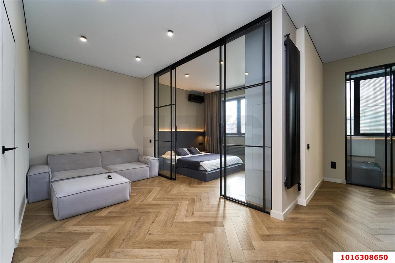 Фото №3: 2-комнатная квартира 42 м² - Краснодар, мкр. Прикубанский внутригородской округ, ул. Стахановская, 1/5к3