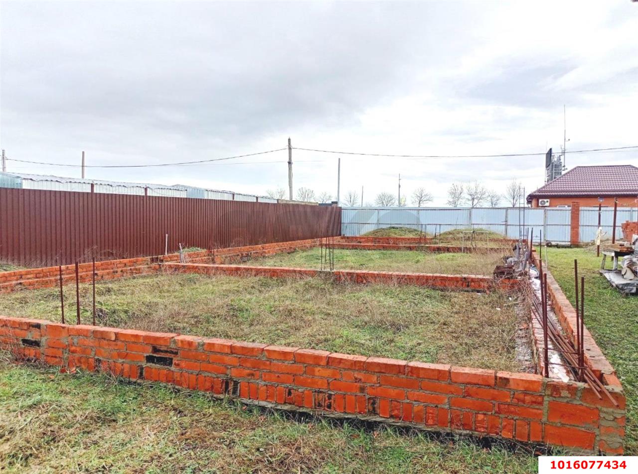 Фото №2: Земельный участок 5 сот. - СНТ Радуга, мкр. Прикубанский внутригородской округ, ул. Озёрная, 311