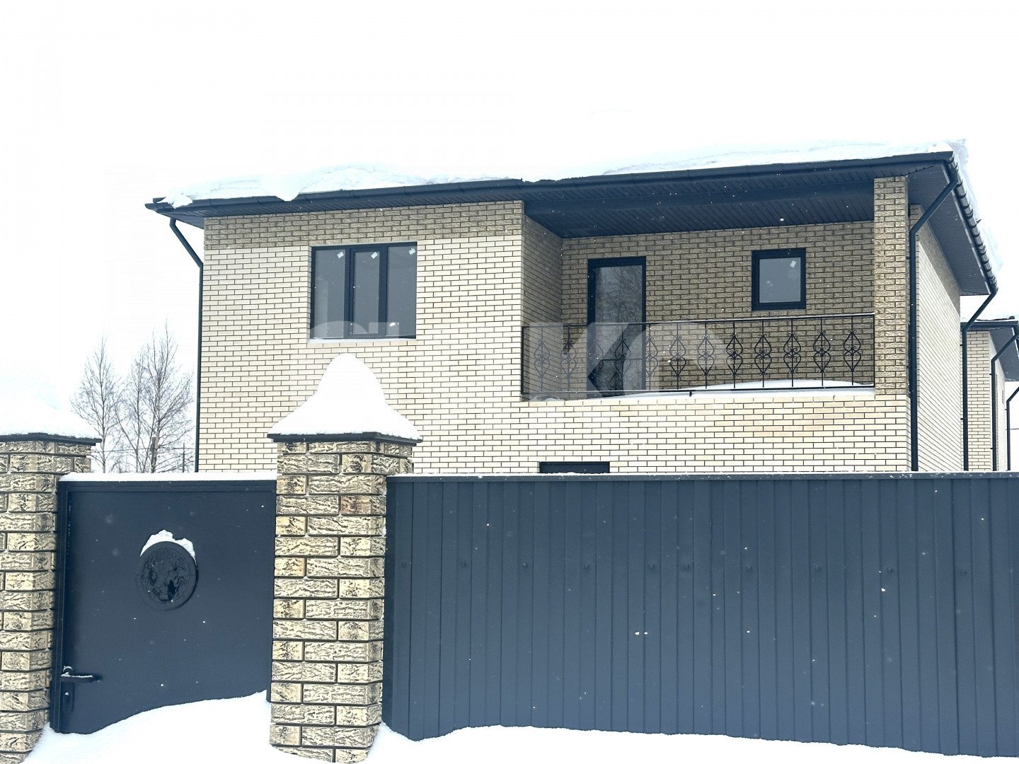 Фото №1: Дом 200 м² + 6 сот. - Дергаево, ул. Центральная, 76