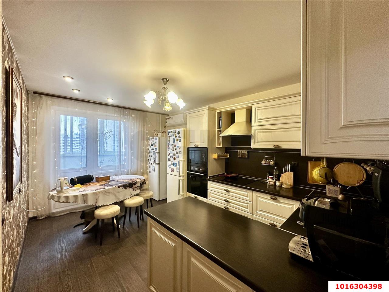 Фото №1: 3-комнатная квартира 79 м² - Краснодар, Прикубанский внутригородской округ, мкр. Завод Измерительных Приборов, ул. Зиповская, 48