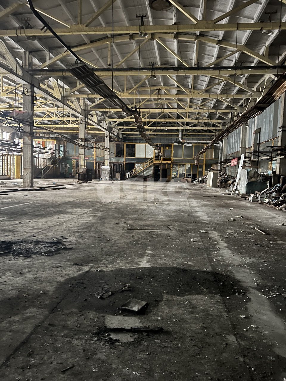 Фото №5: Коммерция 1790 м² - Луганск, р. Ленинский, ул. Гастелло, 33Г