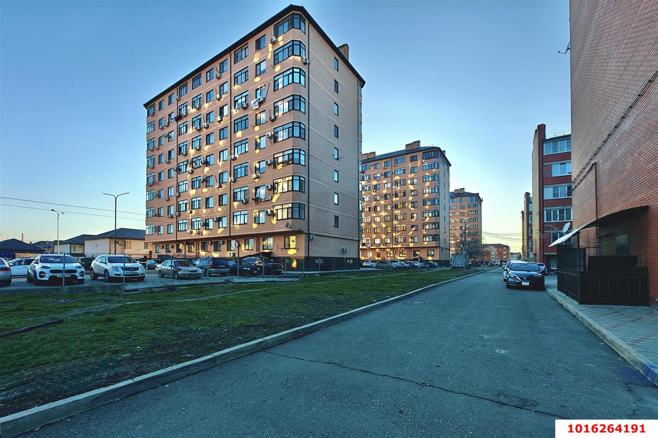 Фото №3: Коммерция 2 м² - Яблоновский, Карасунский внутригородской округ, Гидростроителей, мкр. жилой комплекс Стрижи, ул. Гагарина, 190/2к3