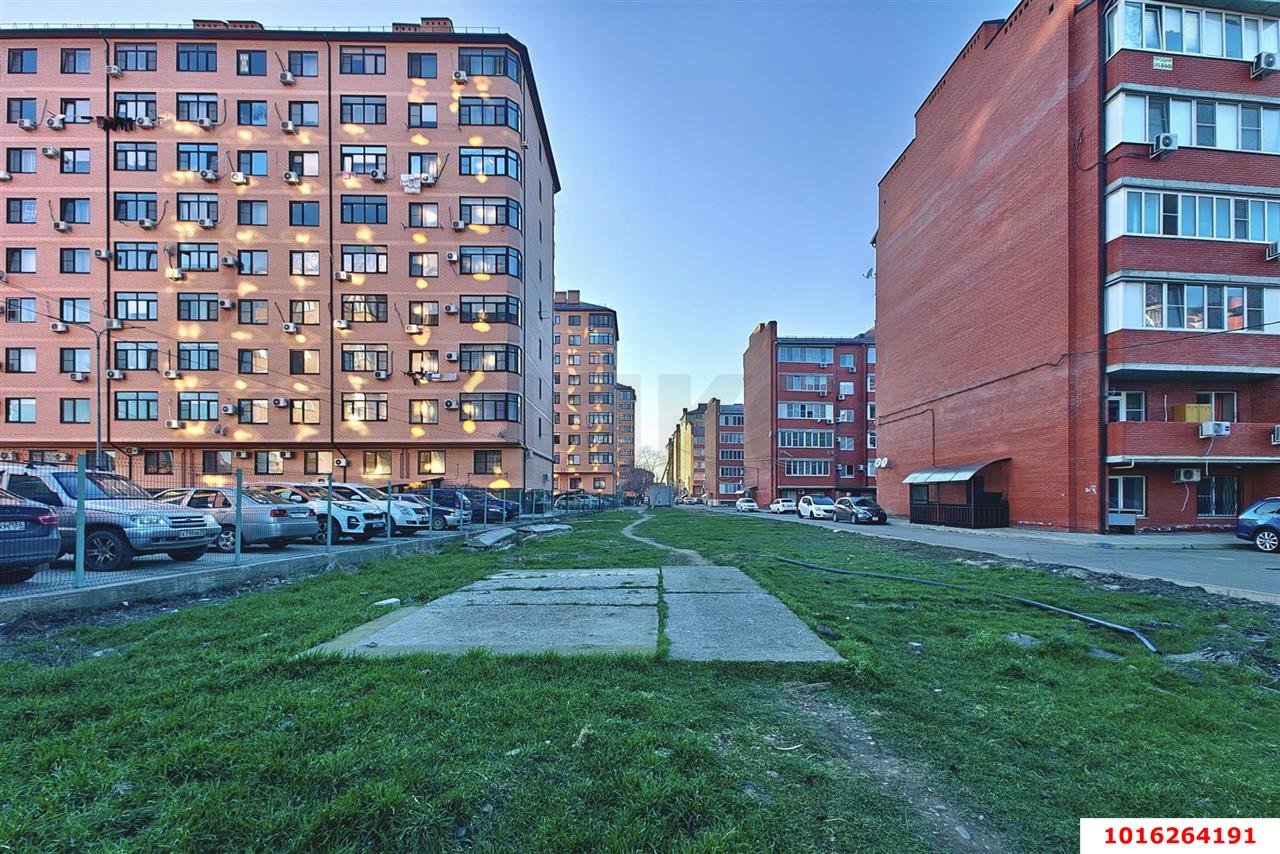 Фото №2: Коммерция 2 м² - Яблоновский, Карасунский внутригородской округ, Гидростроителей, мкр. жилой комплекс Стрижи, ул. Гагарина, 190/2к3