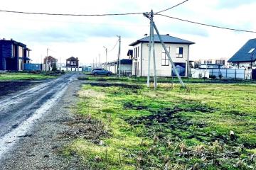 Фото №2: Земельный участок 8 сот. - Краснодар, п. коттеджный  Барвиха, пр-д 1-й  Писателя Степанова, 9