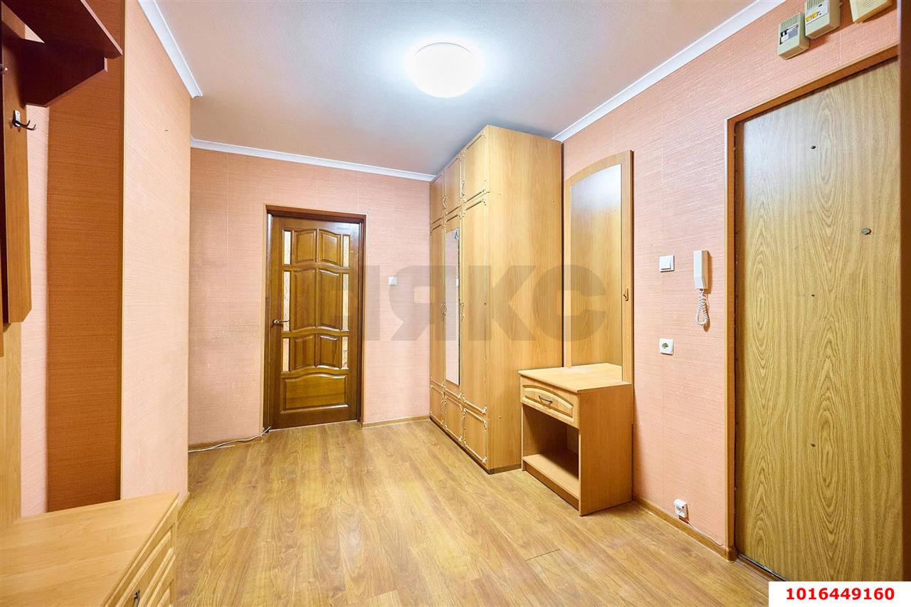 Фото №18: 2-комнатная квартира 56 м² - Краснодар, Западный внутригородской округ, мкр. Юбилейный, пр-кт Чекистов, 40