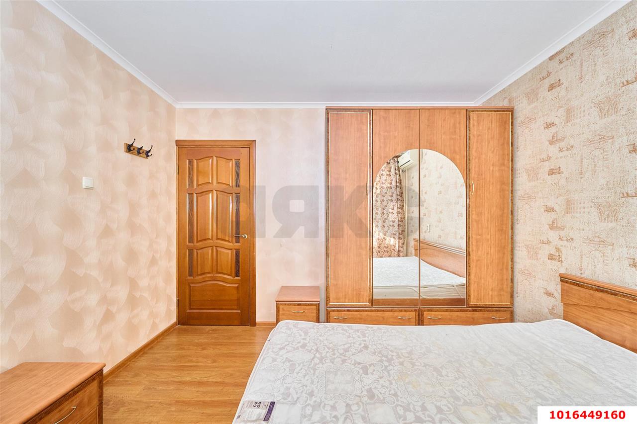 Фото №6: 2-комнатная квартира 56 м² - Краснодар, Западный внутригородской округ, мкр. Юбилейный, пр-кт Чекистов, 40