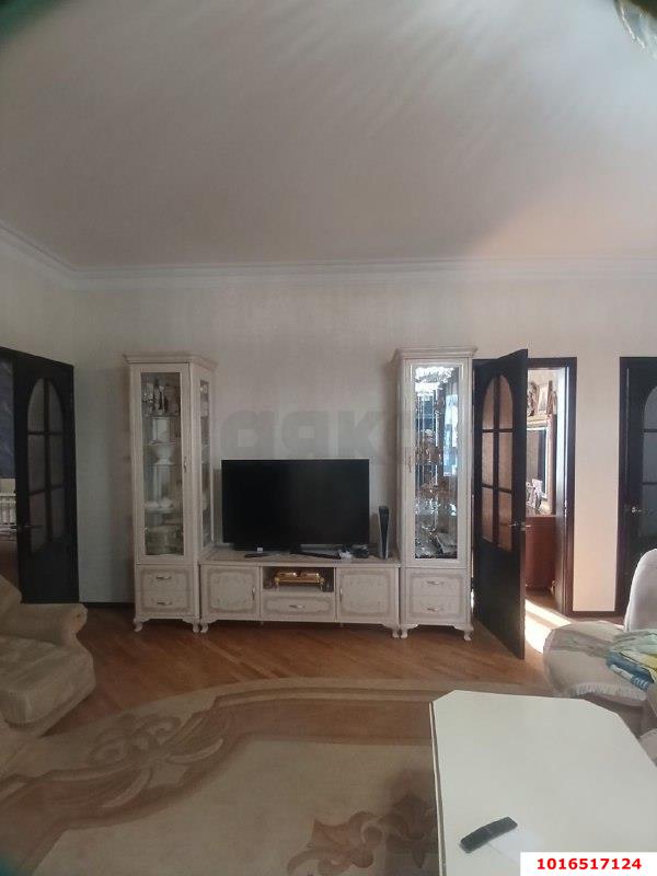 Фото №15: Дом 261 м² + 3.8 сот. - Краснодар, Прикубанский внутригородской округ, мкр. Табачная Фабрика, ул. Первомайская, 45