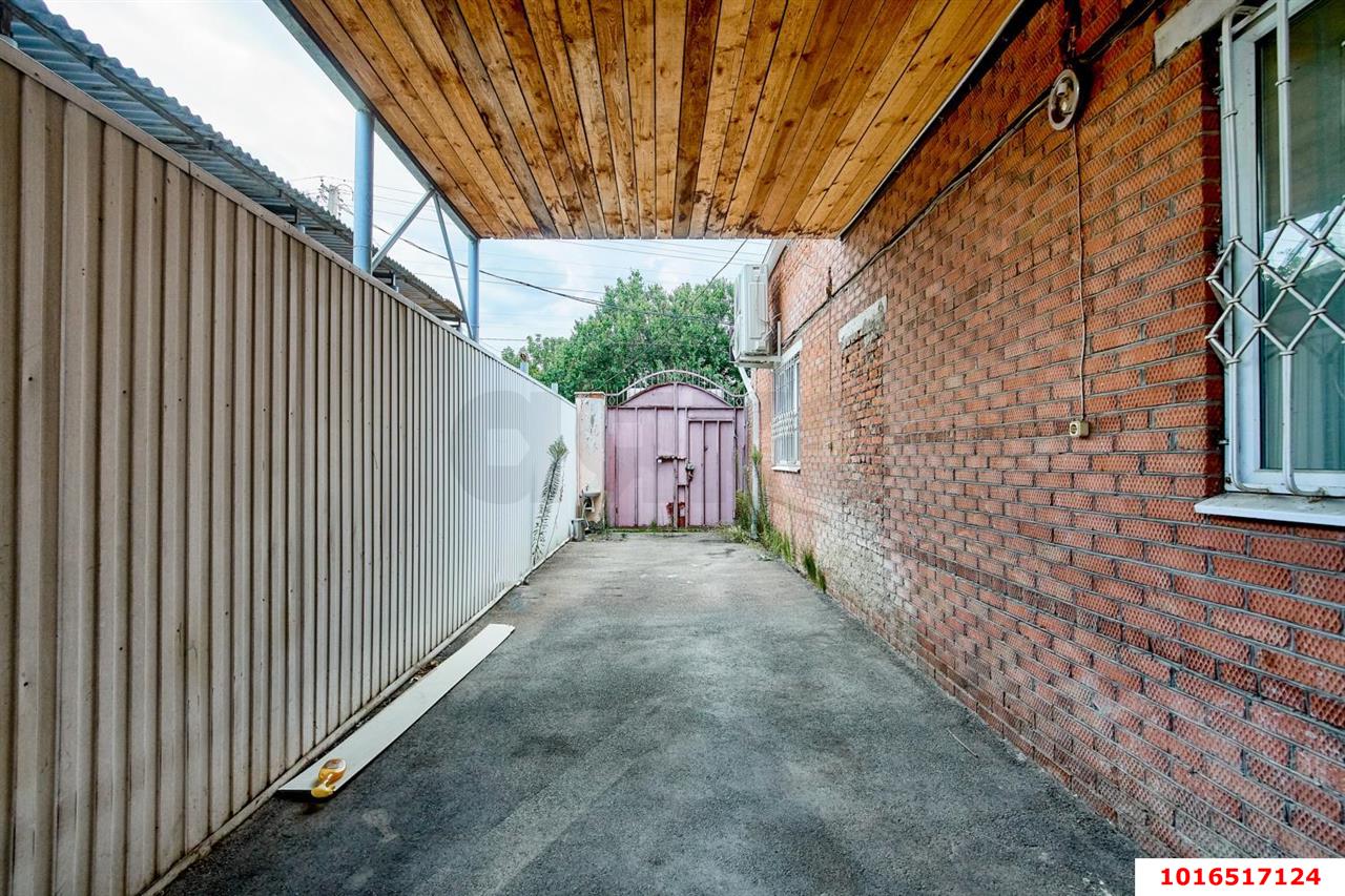 Фото №18: Дом 261 м² + 3.8 сот. - Краснодар, Прикубанский внутригородской округ, мкр. Табачная Фабрика, ул. Первомайская, 45