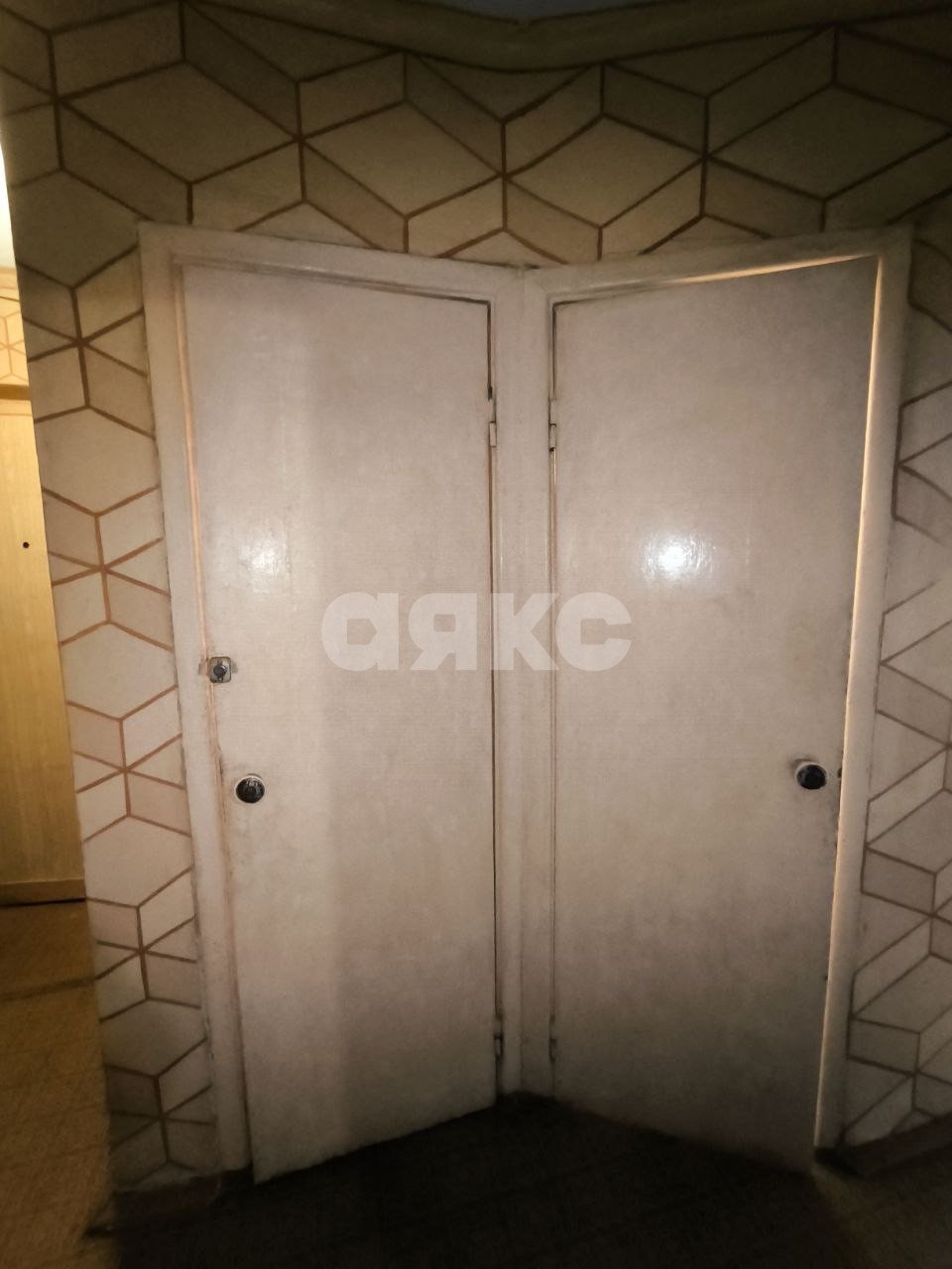 Фото №12: 3-комнатная квартира 56 м² - Мариуполь, р. Жовтневый, б-р Богдана Хмельницкого, 39