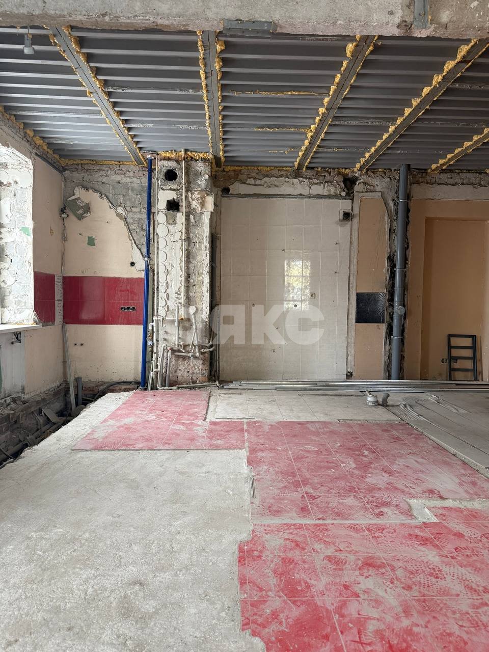 Фото №5: Коммерция 65 м² - Мариуполь, р. Жовтневый, ул. Артёма, 35