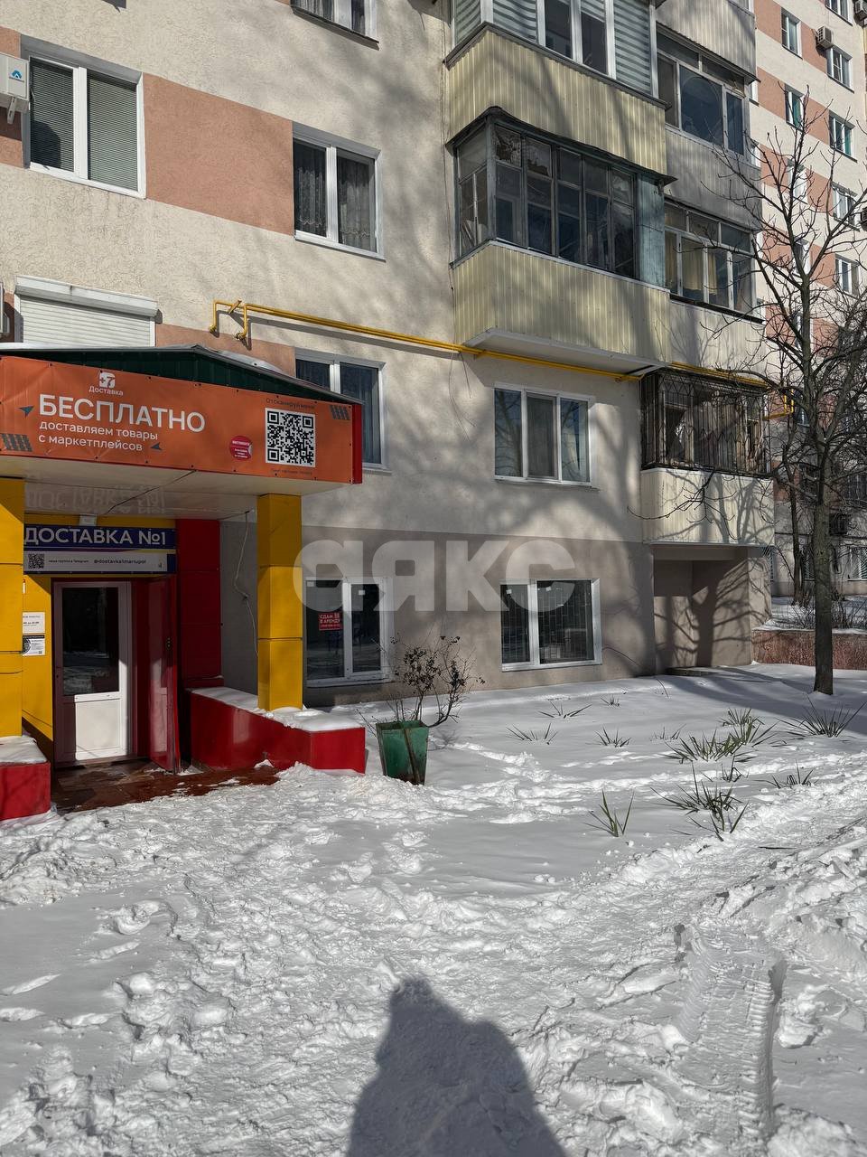 Фото №6: Коммерция 53 м² - Мариуполь, р. Жовтневый, ул. Административная площадь