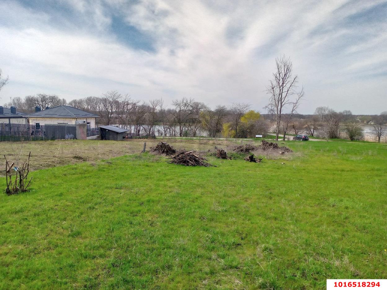 Фото №1: Земельный участок под ИЖС - Дядьковская, ул. Захарченко