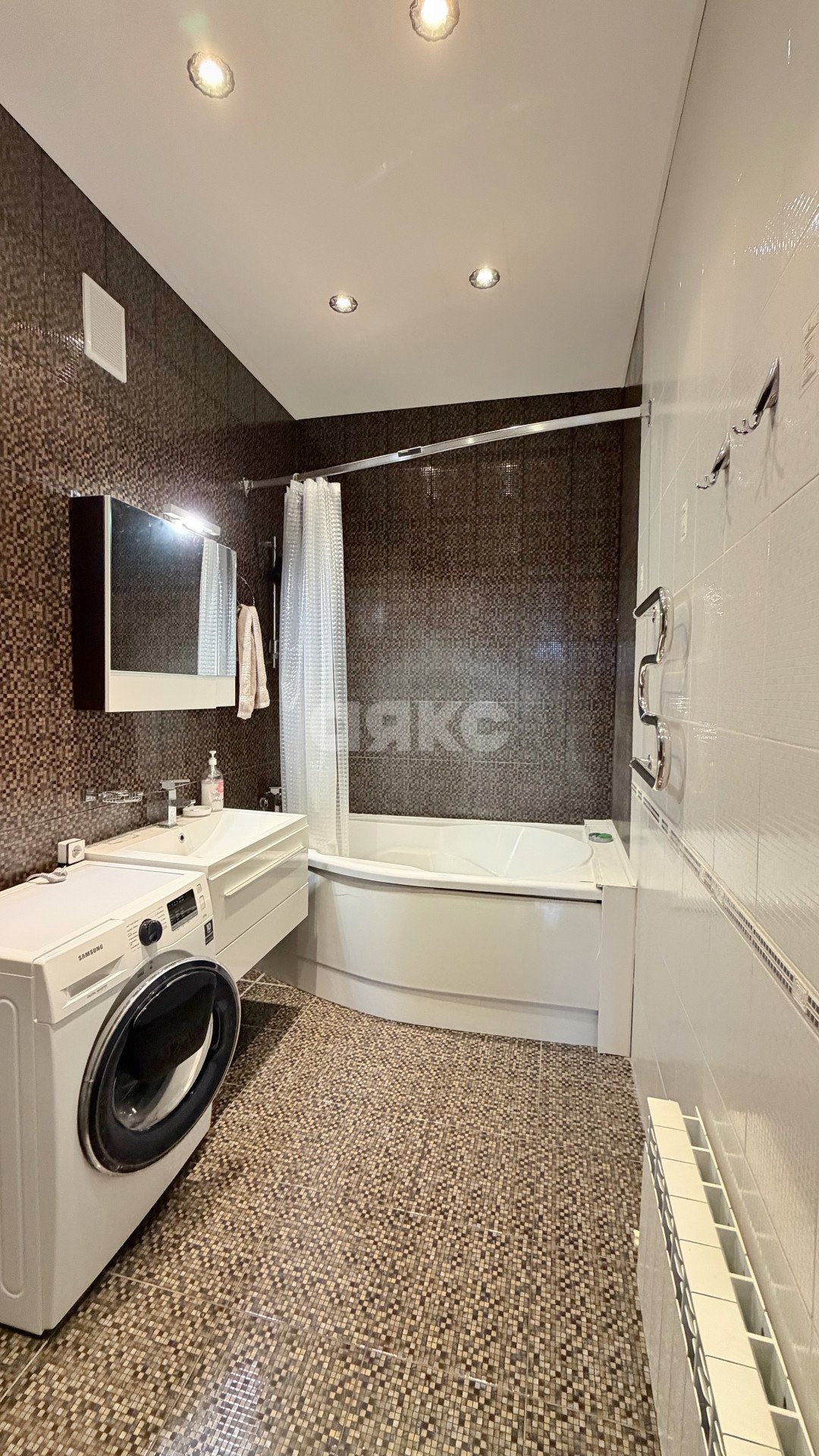 Фото №10: 3-комнатная квартира 104 м² - Армавир, ул. Ефремова, 107