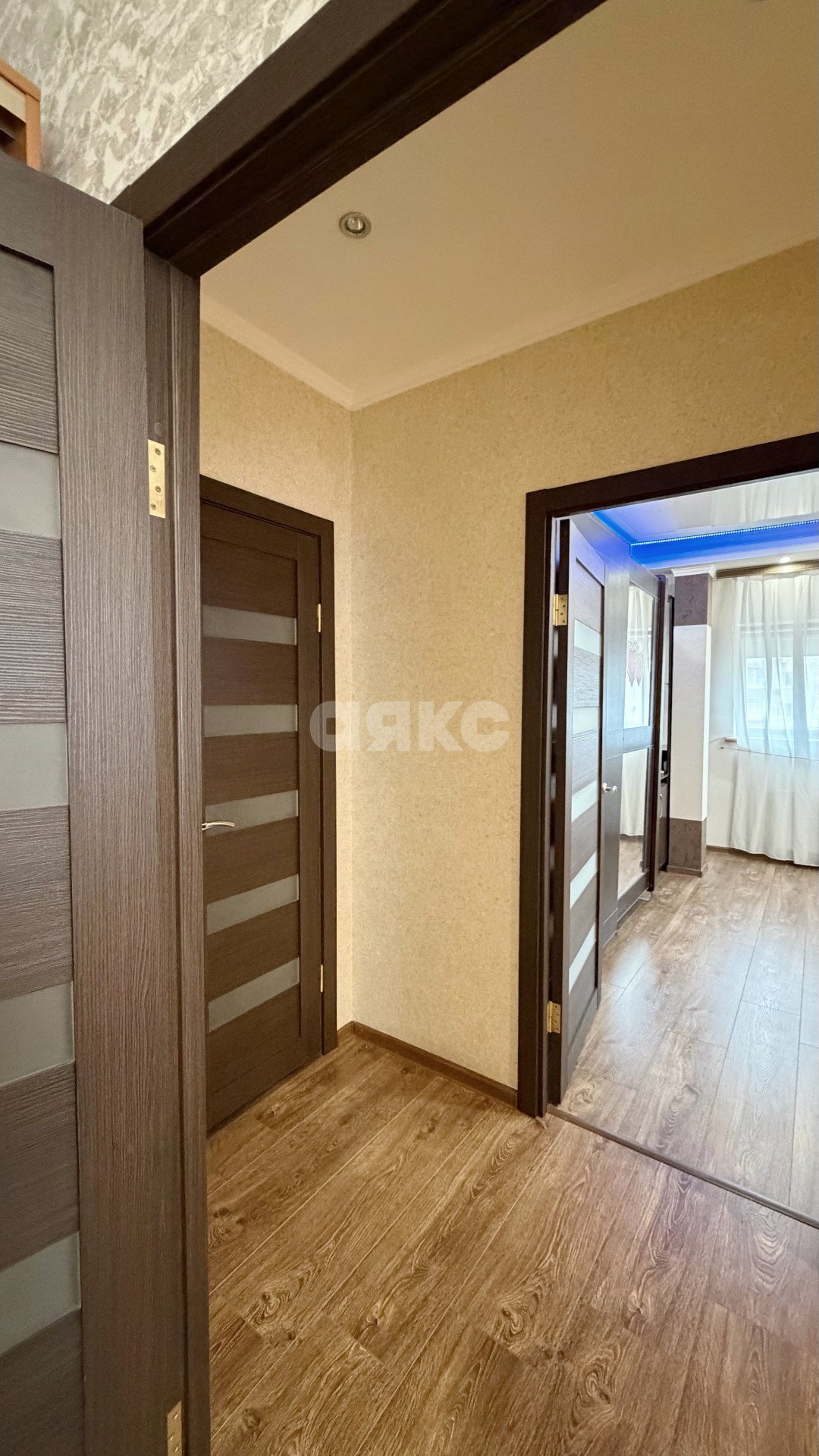 Фото №24: 3-комнатная квартира 104 м² - Армавир, ул. Ефремова, 107